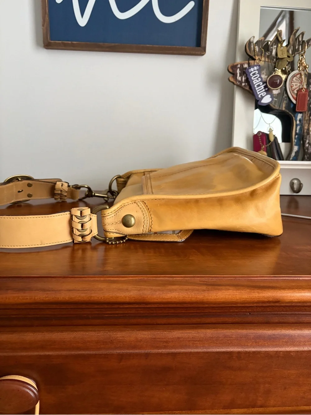Coach Bleecker Natural Leather Shoulder Bag & Wristlet Tattersall Lining *READ*